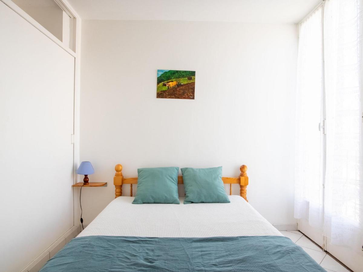 Apartment Les Roses Lauriers By Interhome Le Lavandou Eksteriør billede